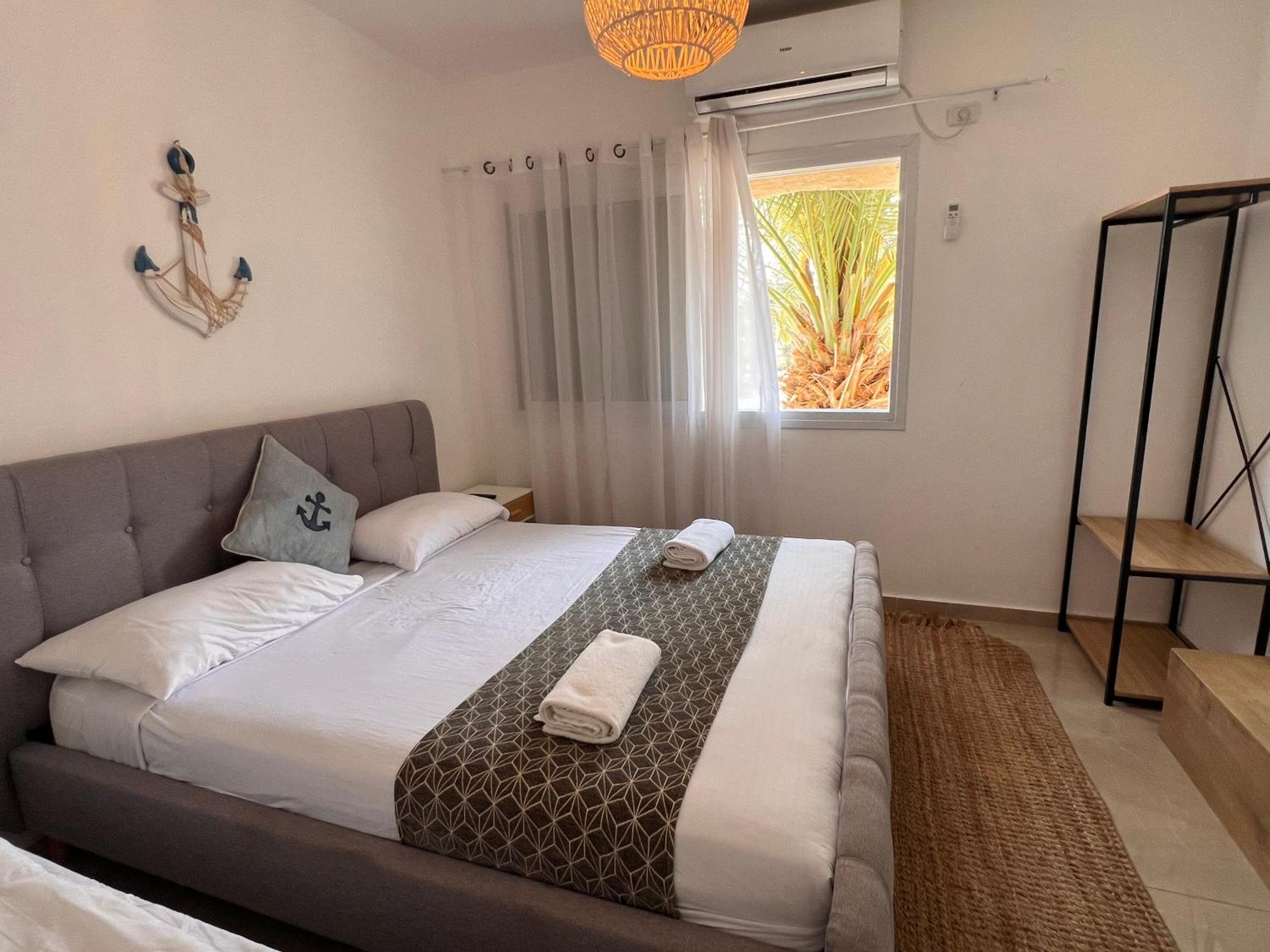 King Of The Dead Sea By Crown Apartment Neve Zohar Exterior photo